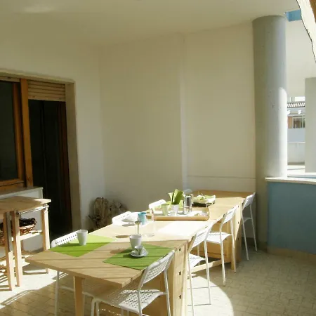 Longhi Apartment